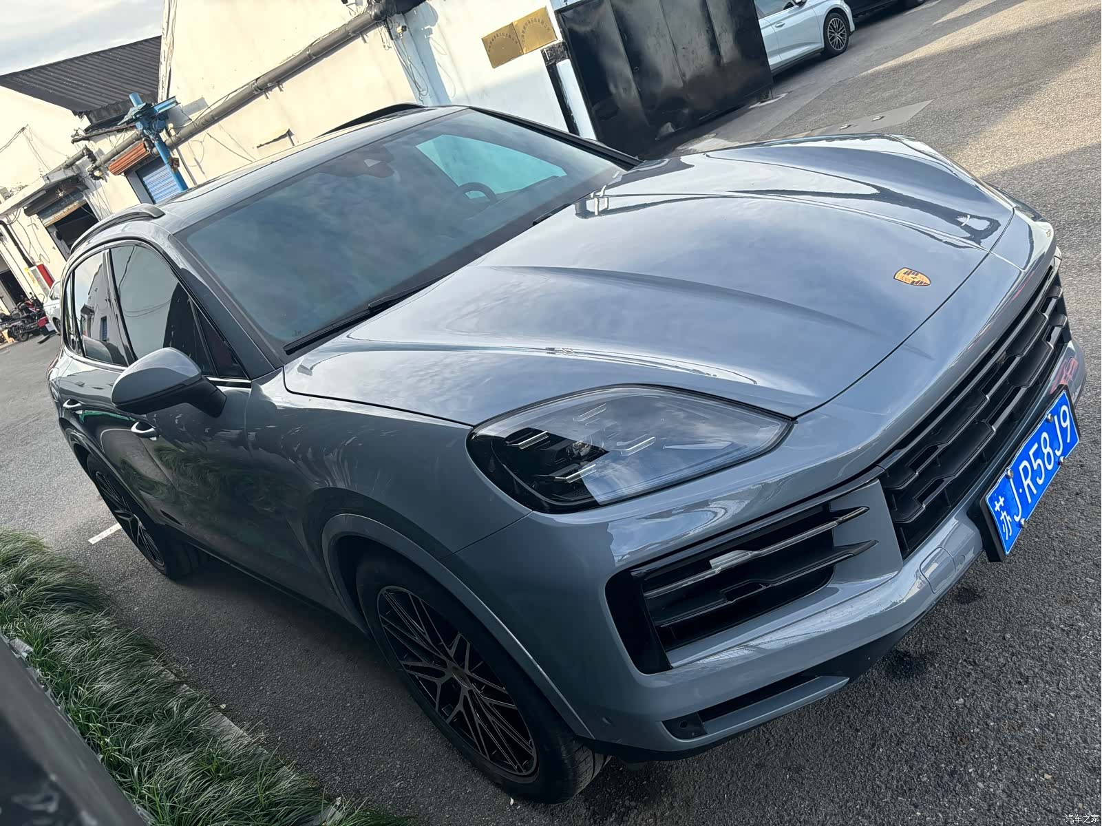 Porsche Cayenne, 2026 1