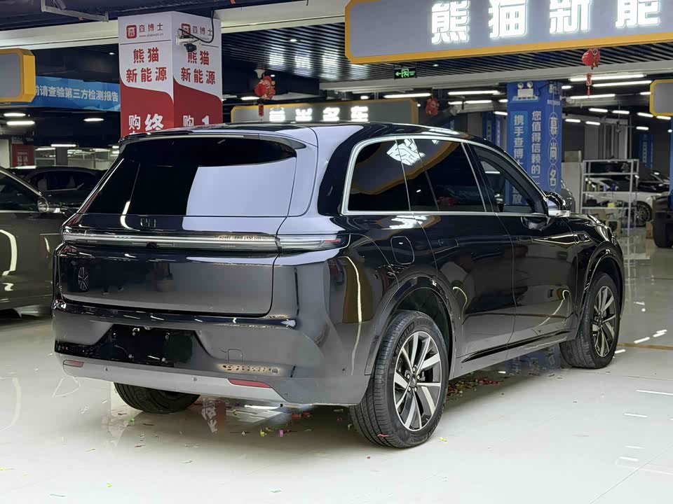 Li Auto Ideal L8