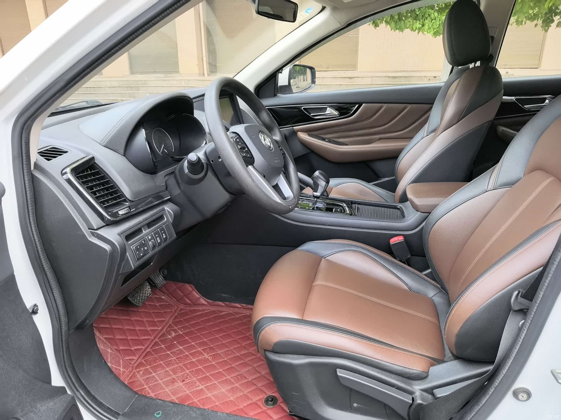 DongFeng AX7, 2018 7