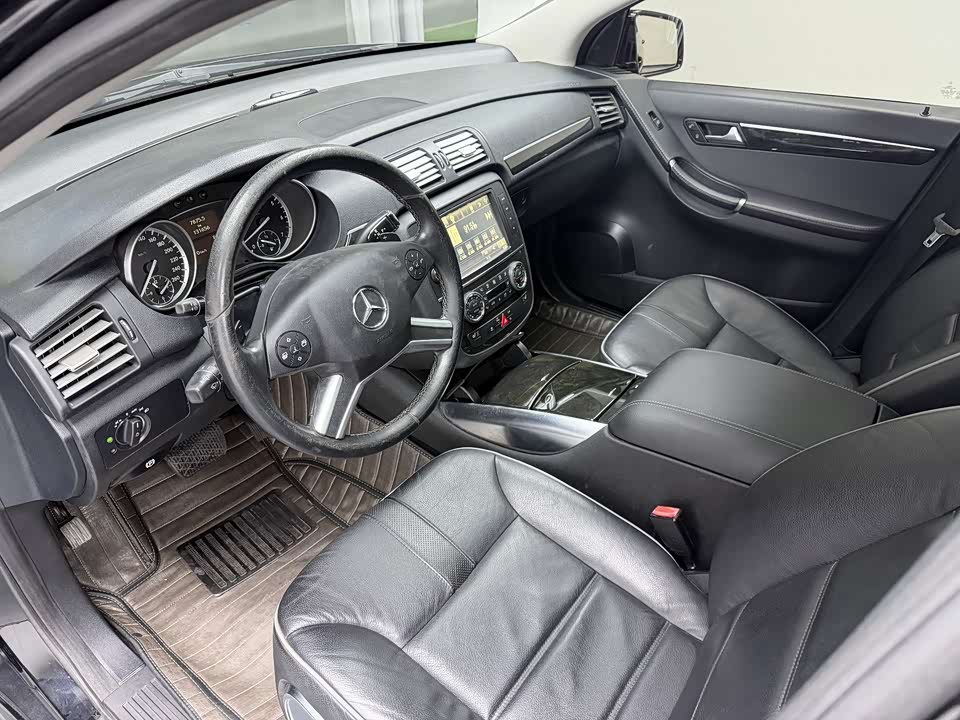 Mercedes-Benz R-class