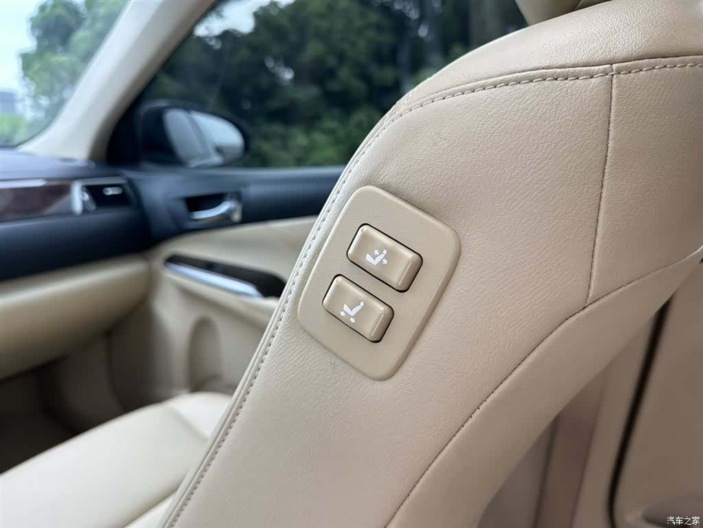 Toyota Camry, 2015 13