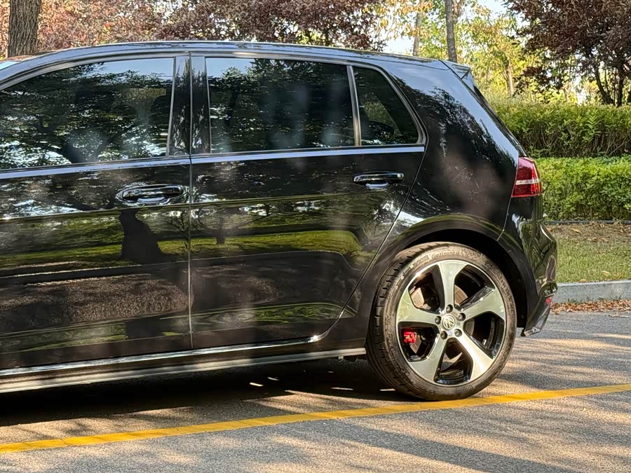 Volkswagen Golf GTI 2017, фото 9
