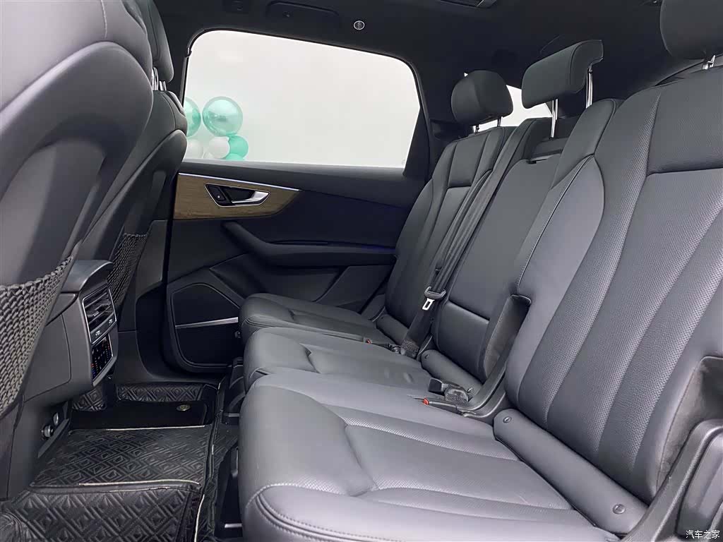 Audi Q7, 2022 7