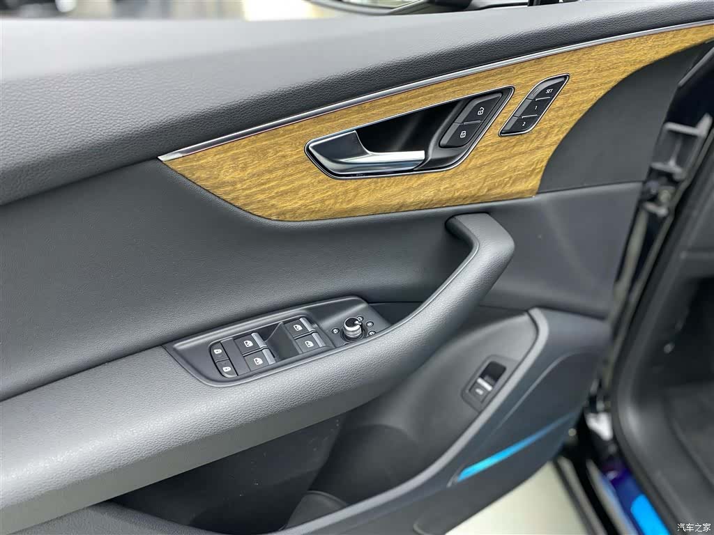 Audi Q7, 2022 21
