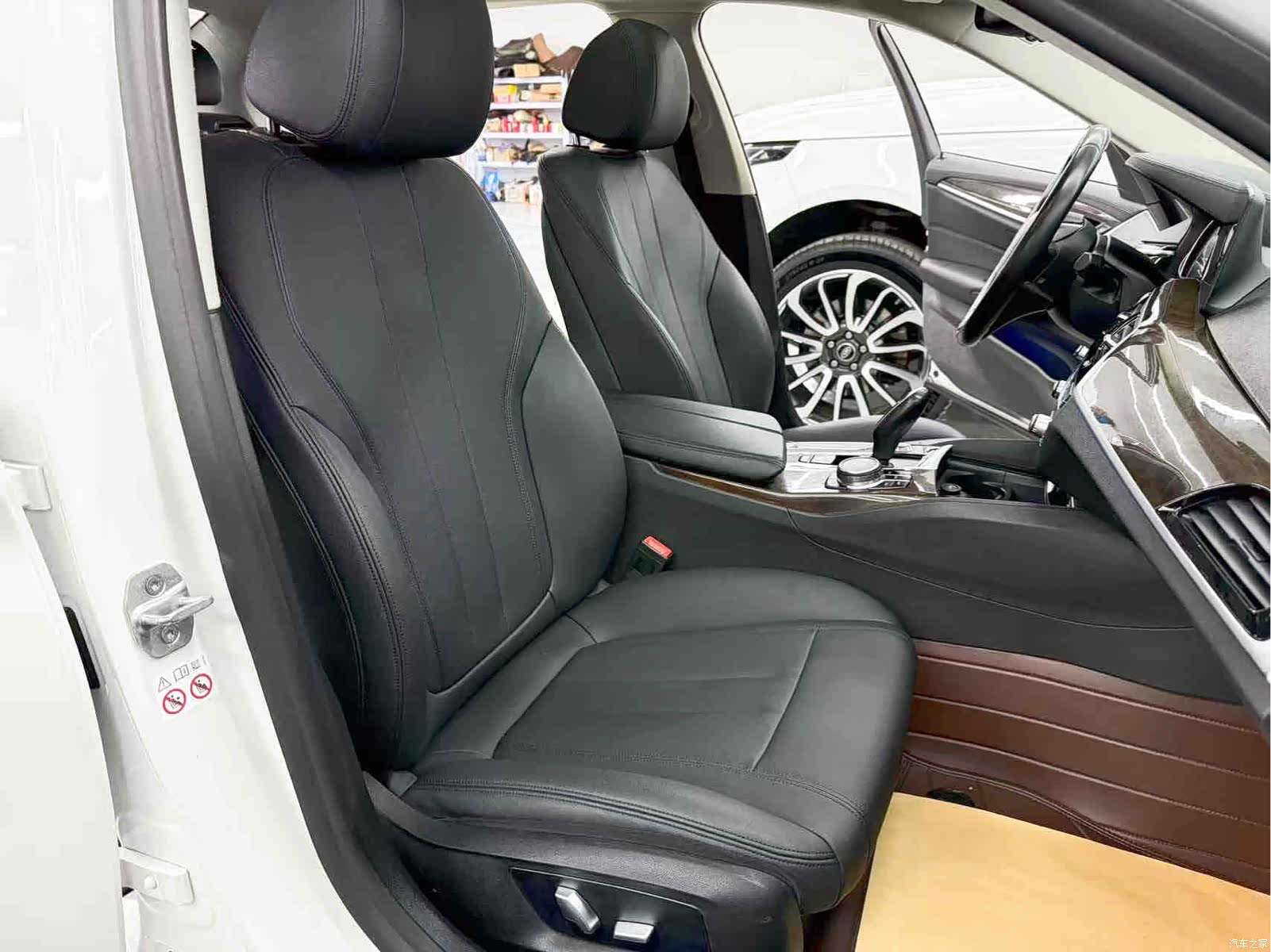 BMW 5 Series, 2018 15