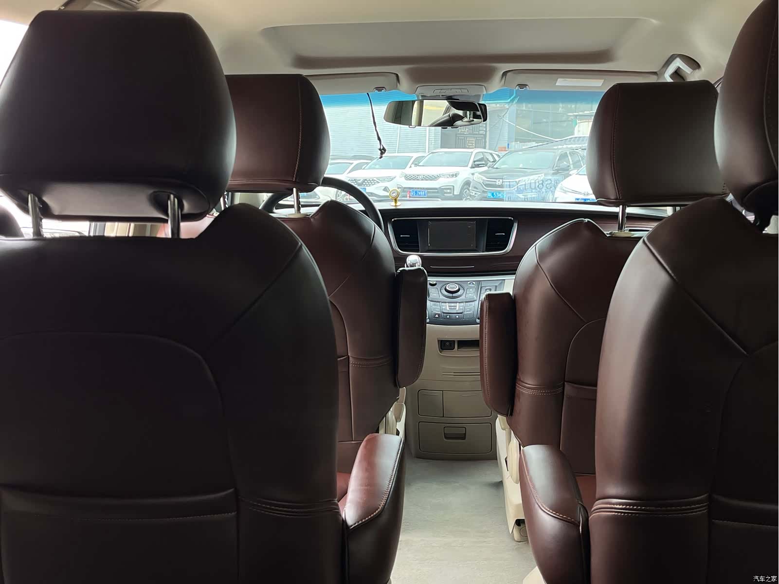 Buick GL8, 2019 8