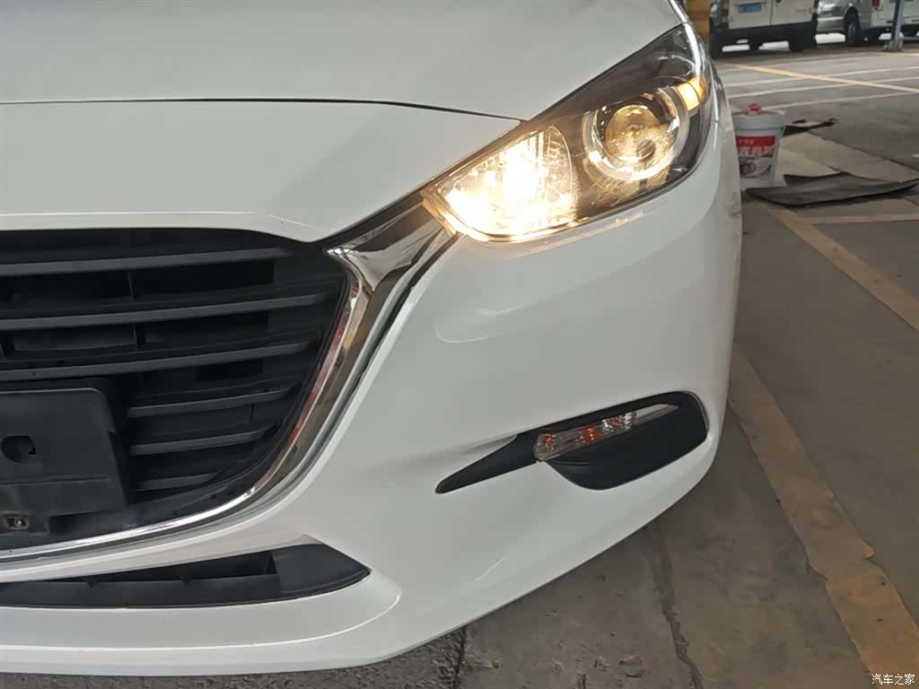 Mazda Mazda3, 2019 24