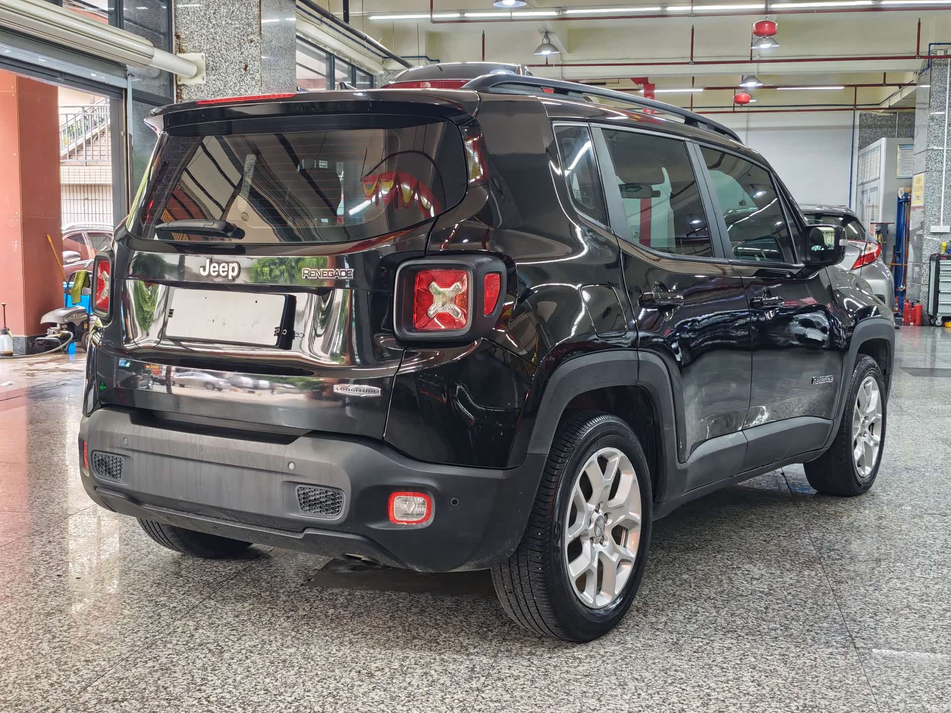 Jeep Renegade, 2016 11