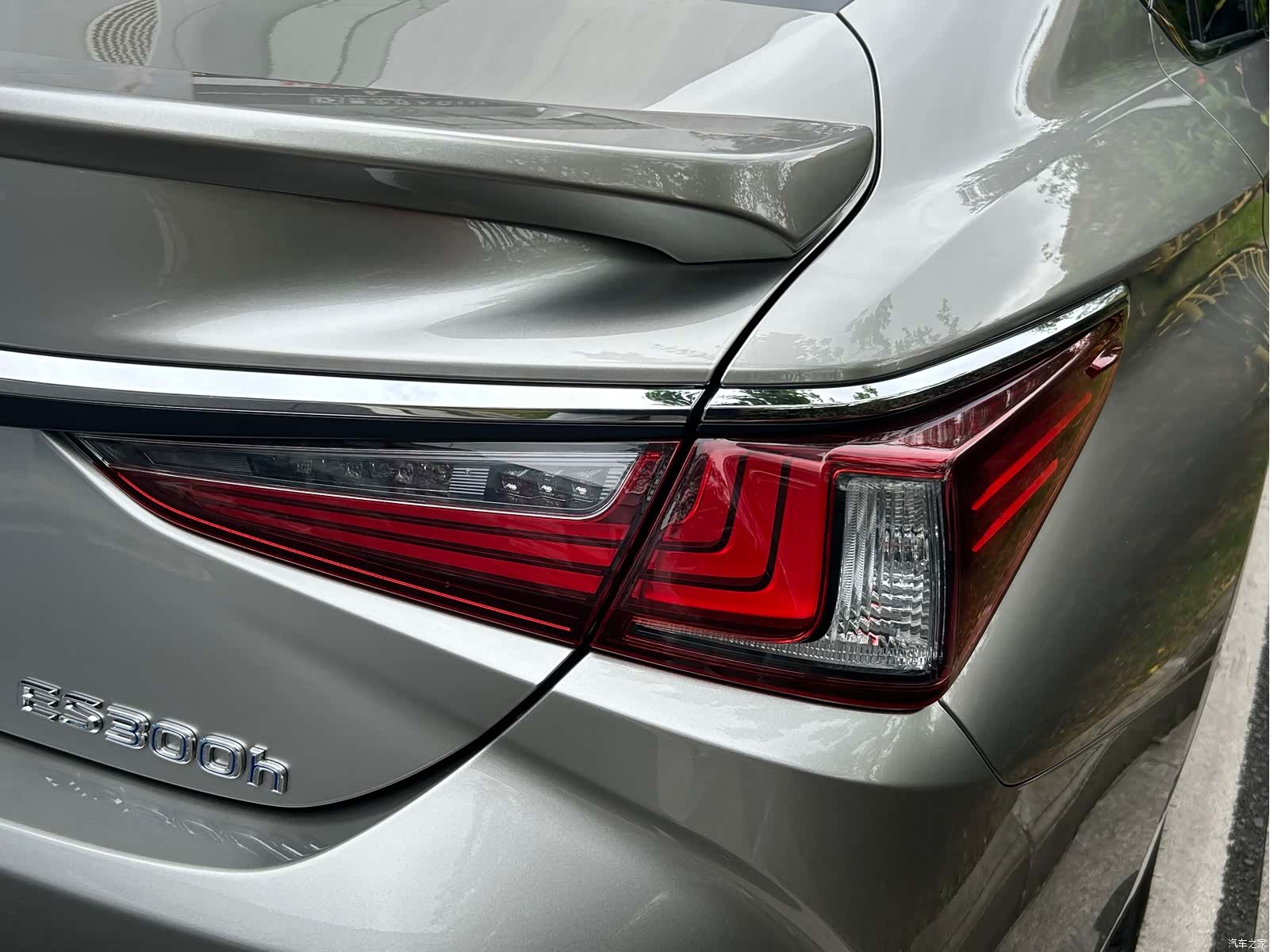 Lexus ES, 2019 16