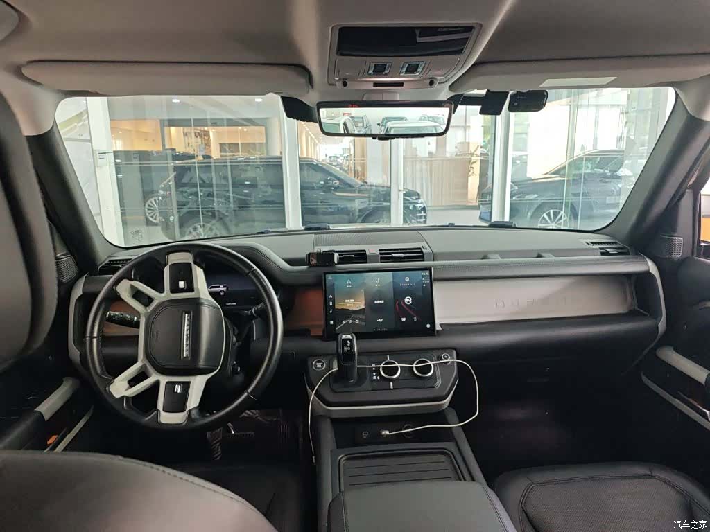 Land Rover Defender, 2022 все фото