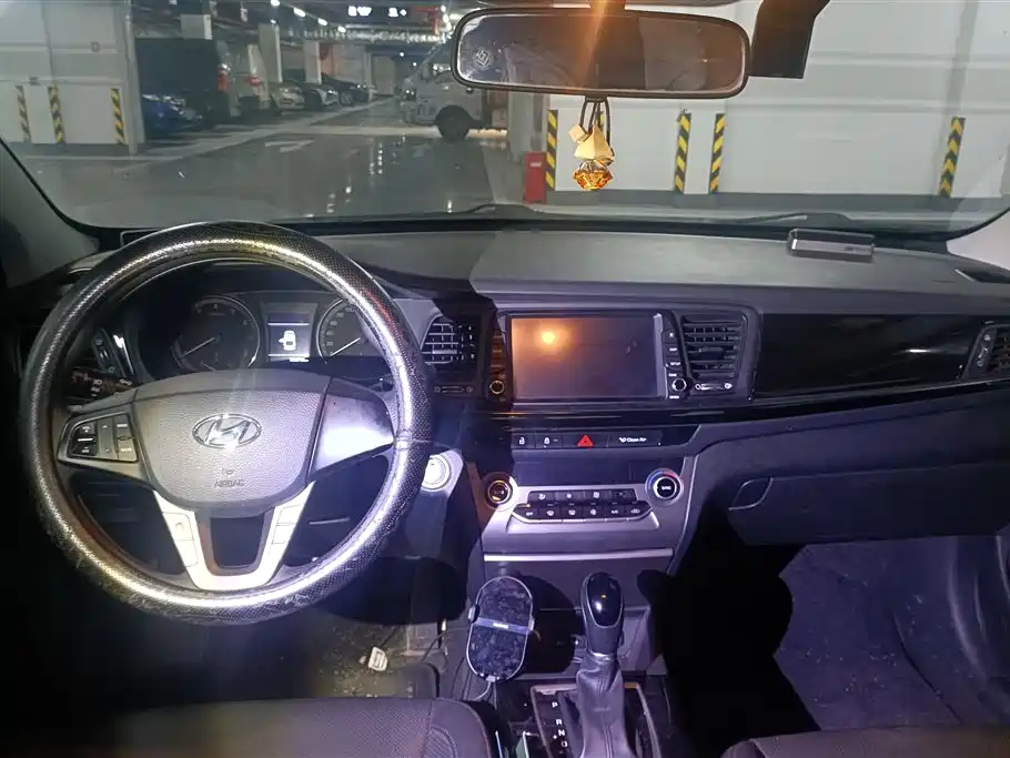 Hyundai Name picture