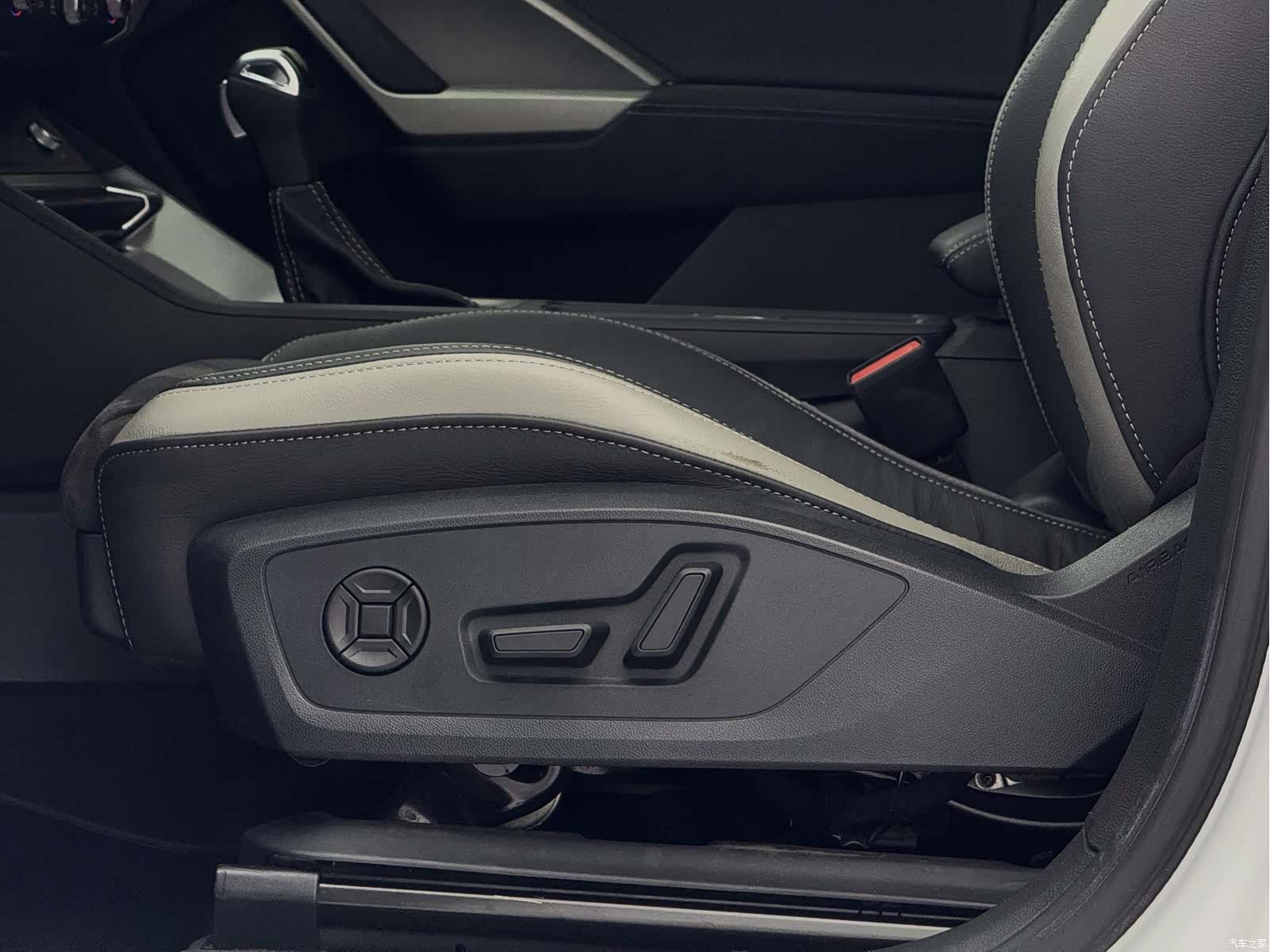 Audi Q3, 2022 21