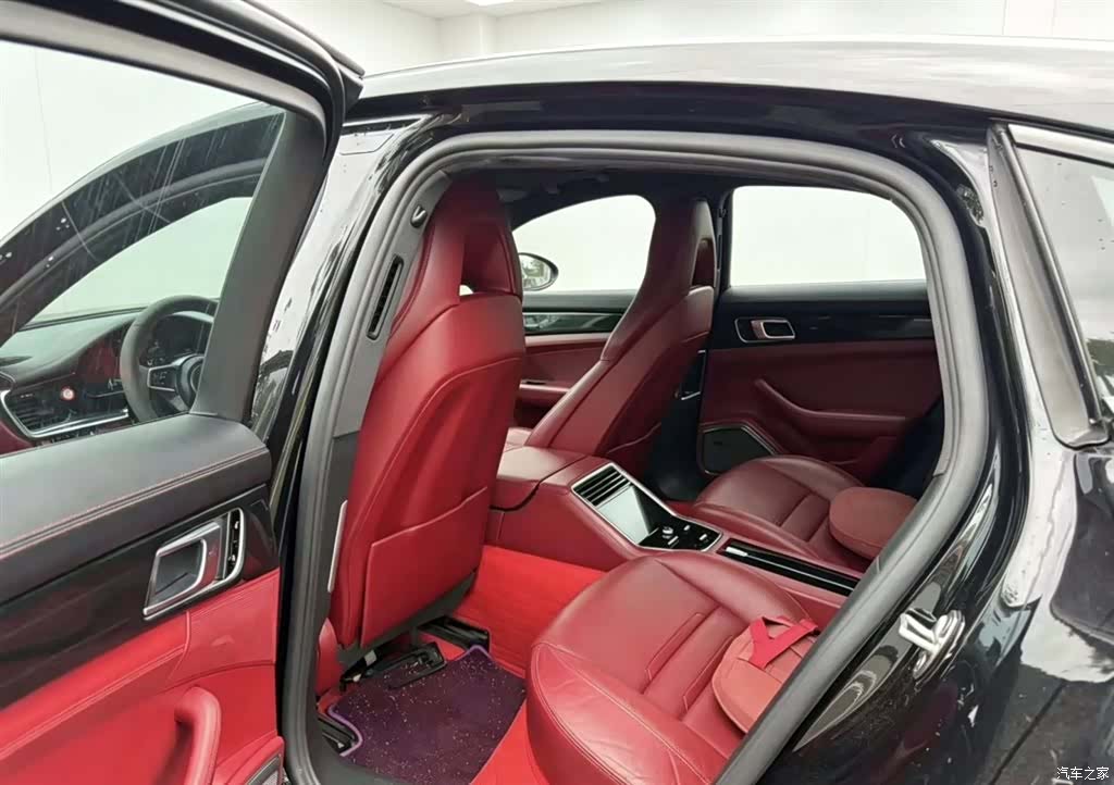 Porsche Panamera, 2017 все фото