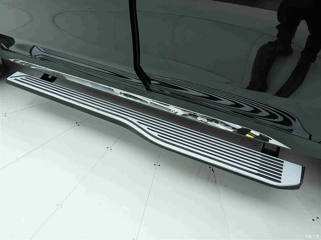 Mercedes-Benz GLS, 2023 18