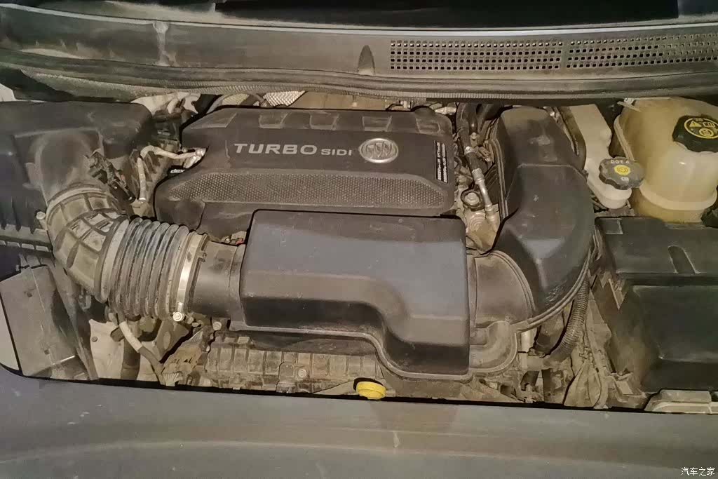 Buick GL8, 2023 10