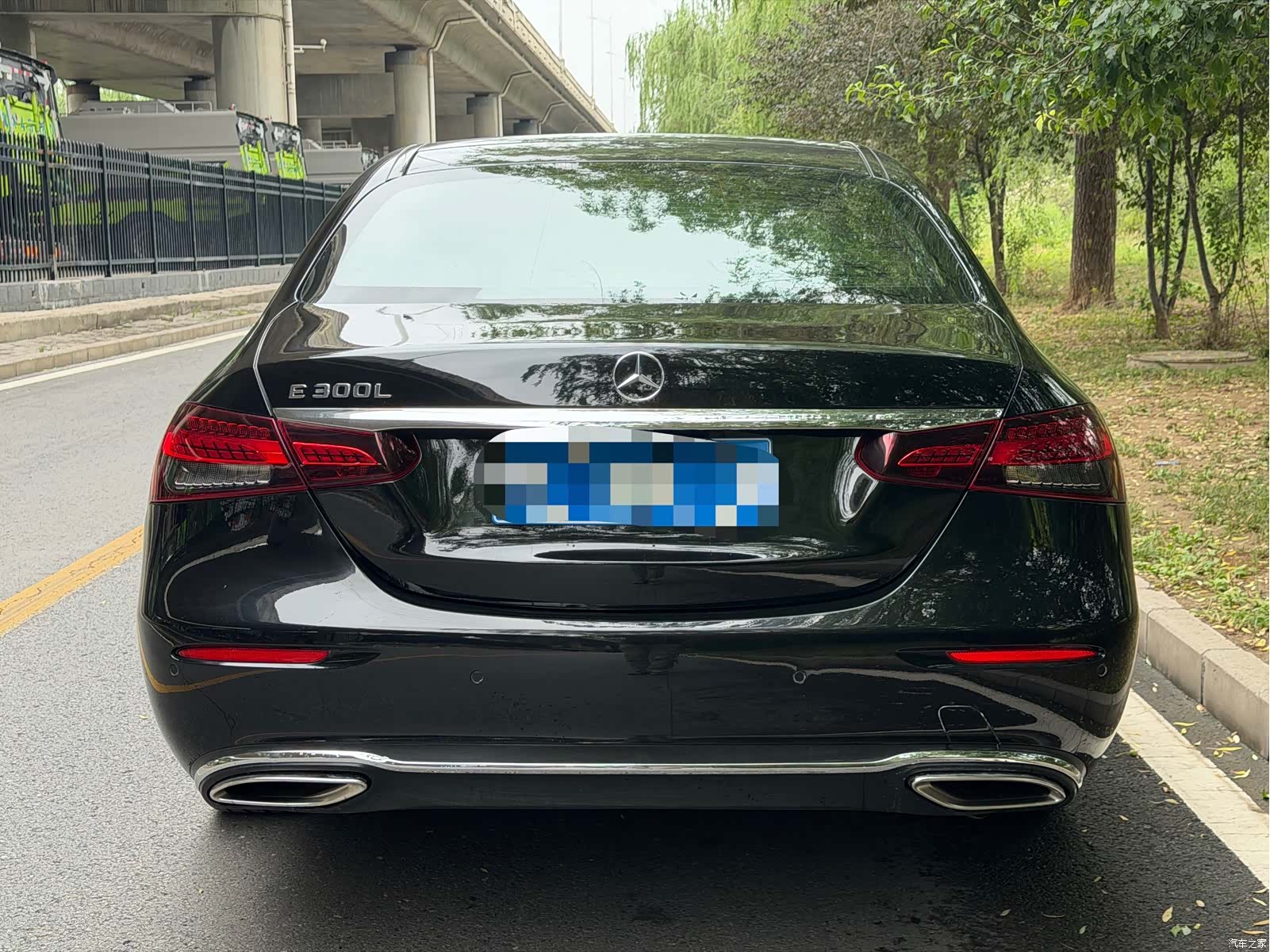 Mercedes-Benz E-Class, 2023 4