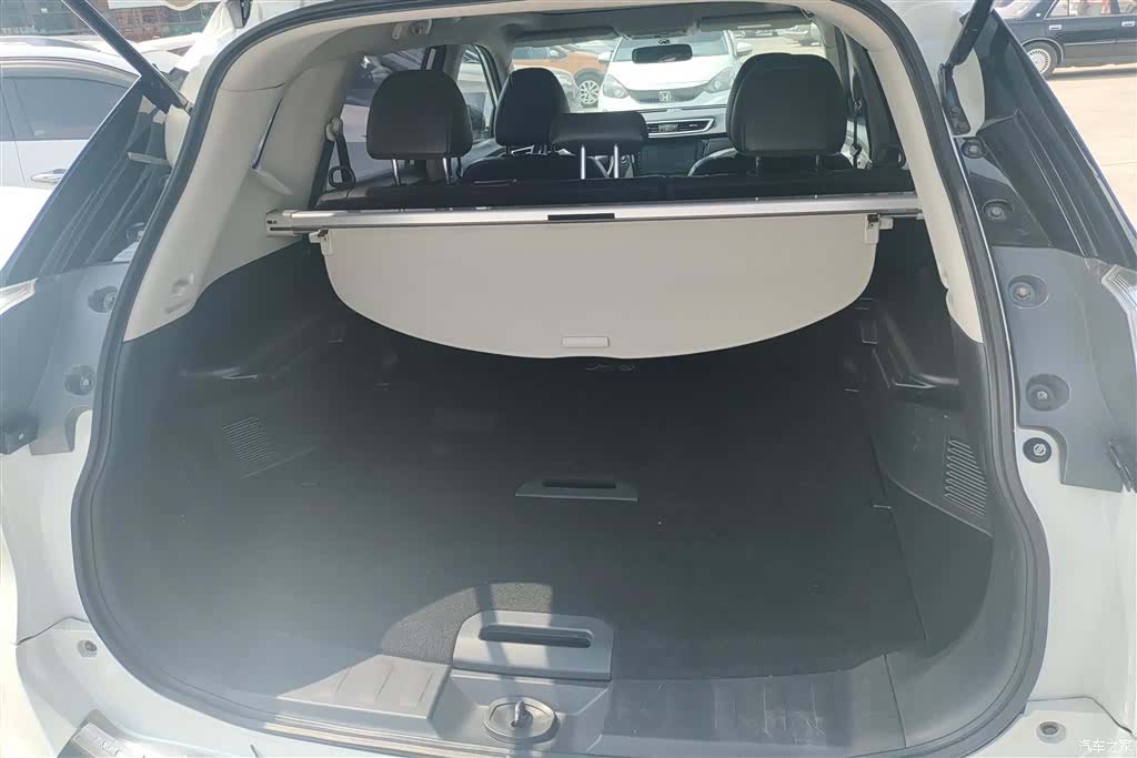 Nissan X-Trail, 2016 4