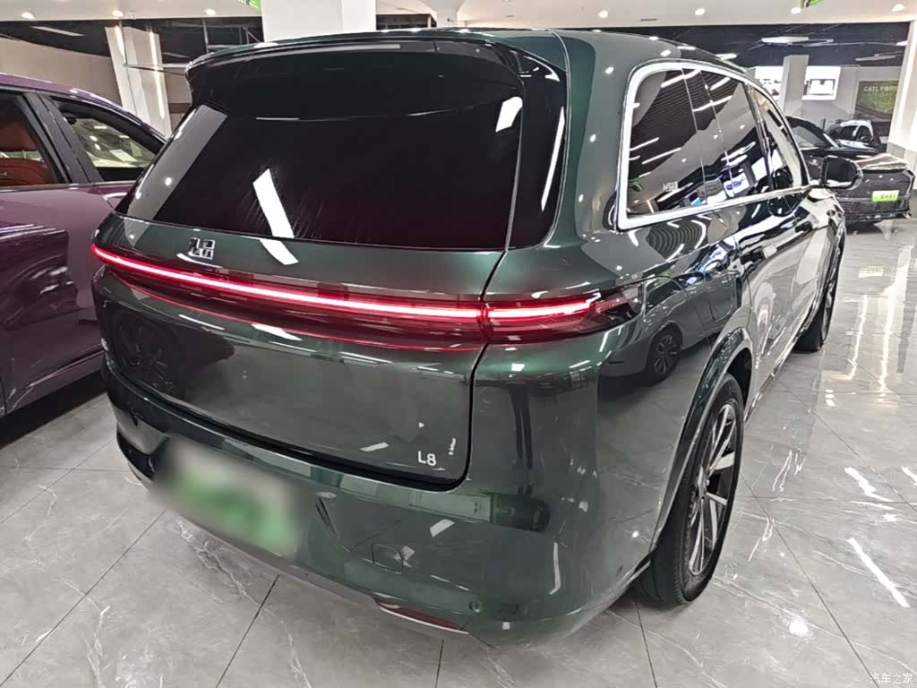 Li Auto L8, 2023 7