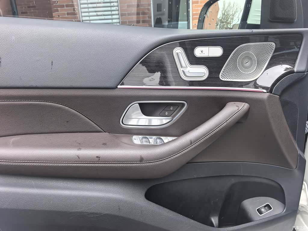 Mercedes-Benz GLE, 2023 17