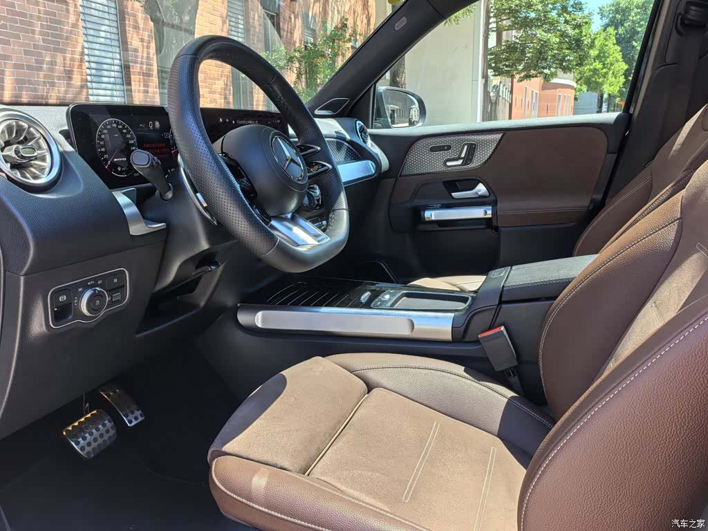 Mercedes-Benz GLB, 2025 все фото