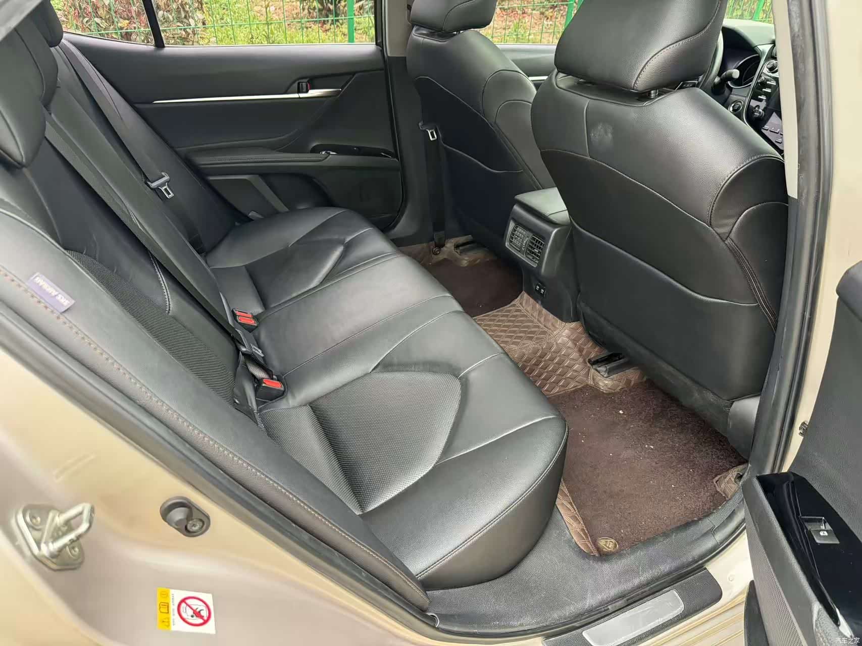 Toyota Camry, 2018 17