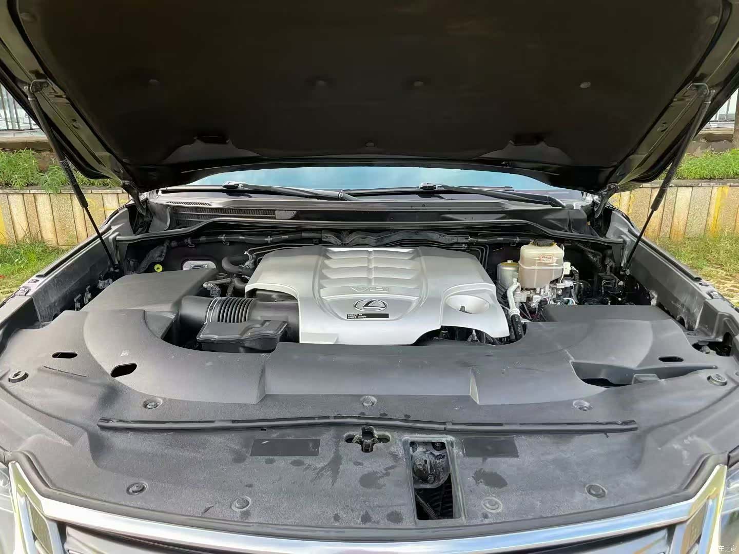 Lexus LX, 2016 все фото