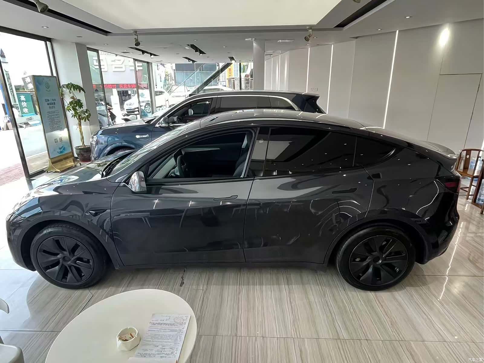 Tesla Model Y, 2024 3