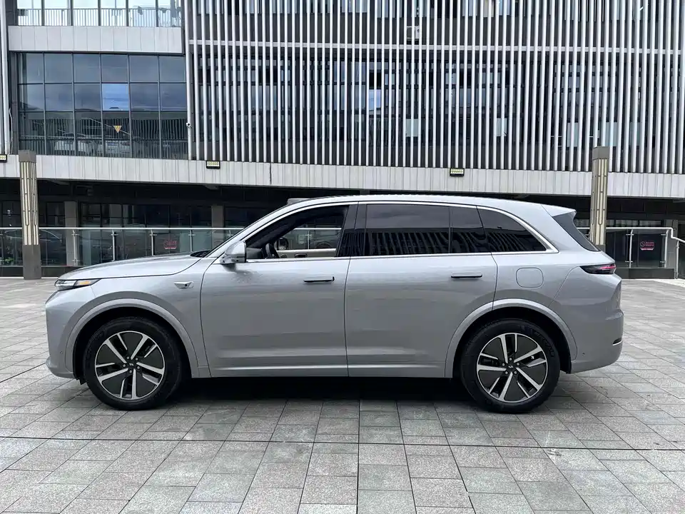 Li Auto Ideal L7