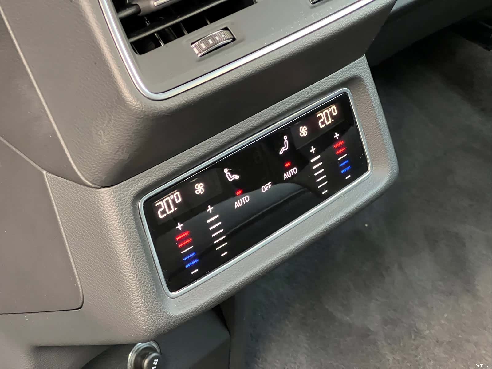 Audi e-tron, 2022 15
