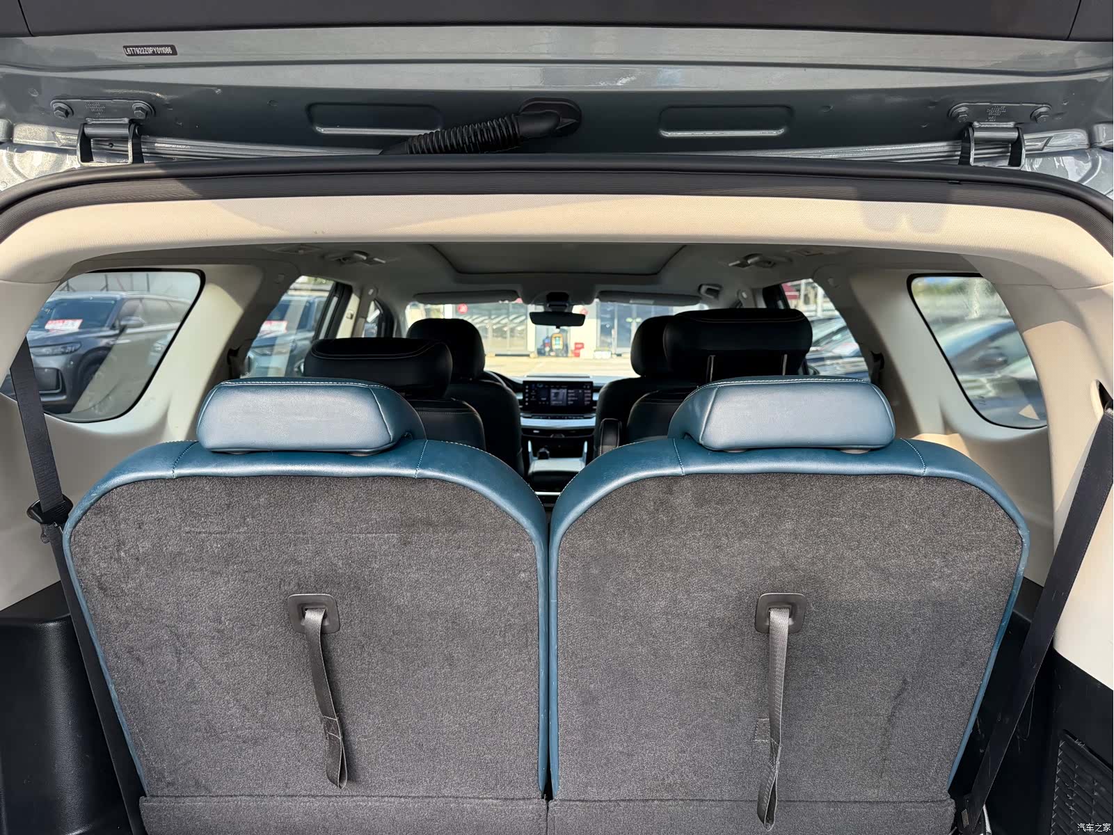 Geely Jiaji, 2023 9