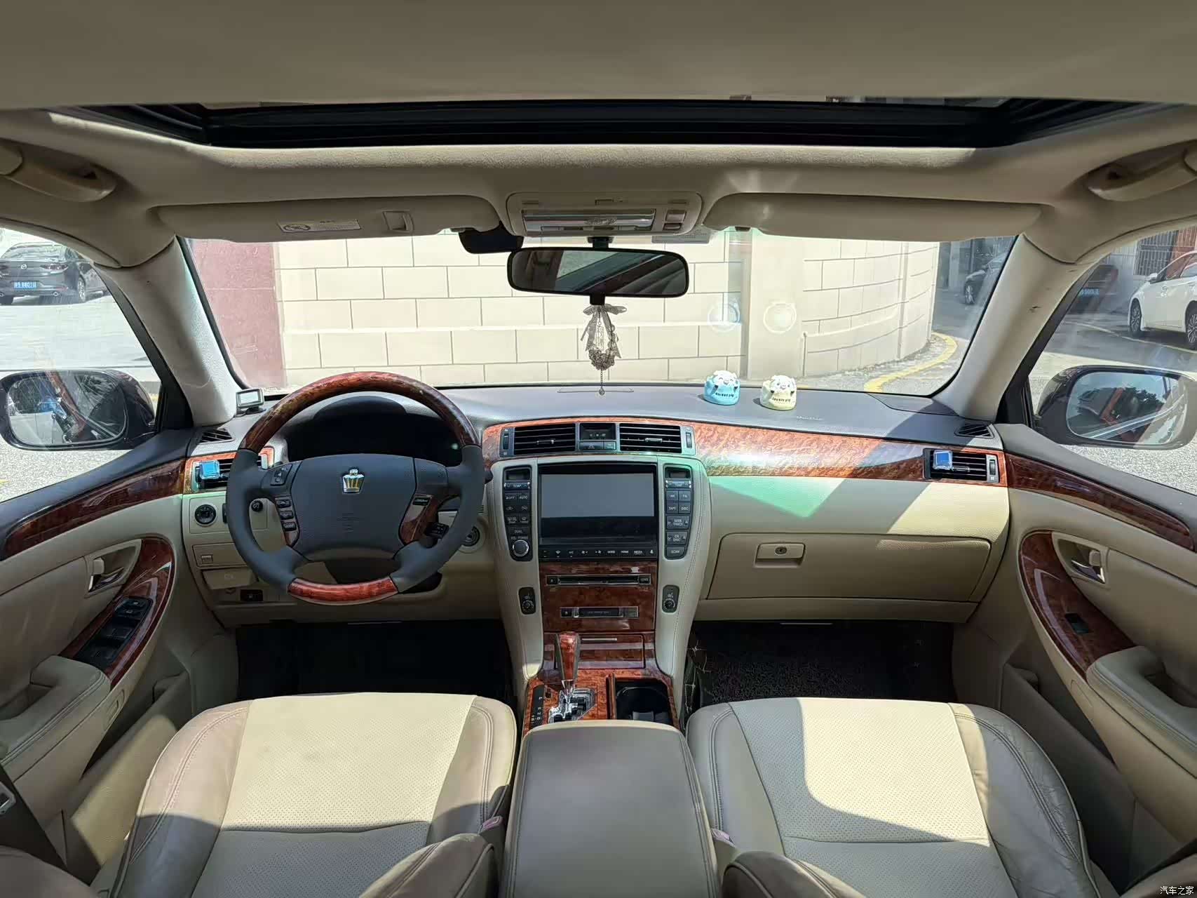 Toyota Crown, 2007 10