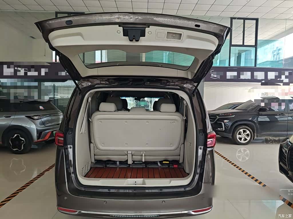Buick GL8, 2023 15
