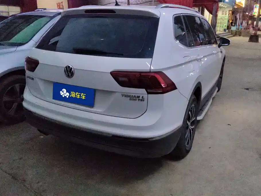 Volkswagen Tiguan L