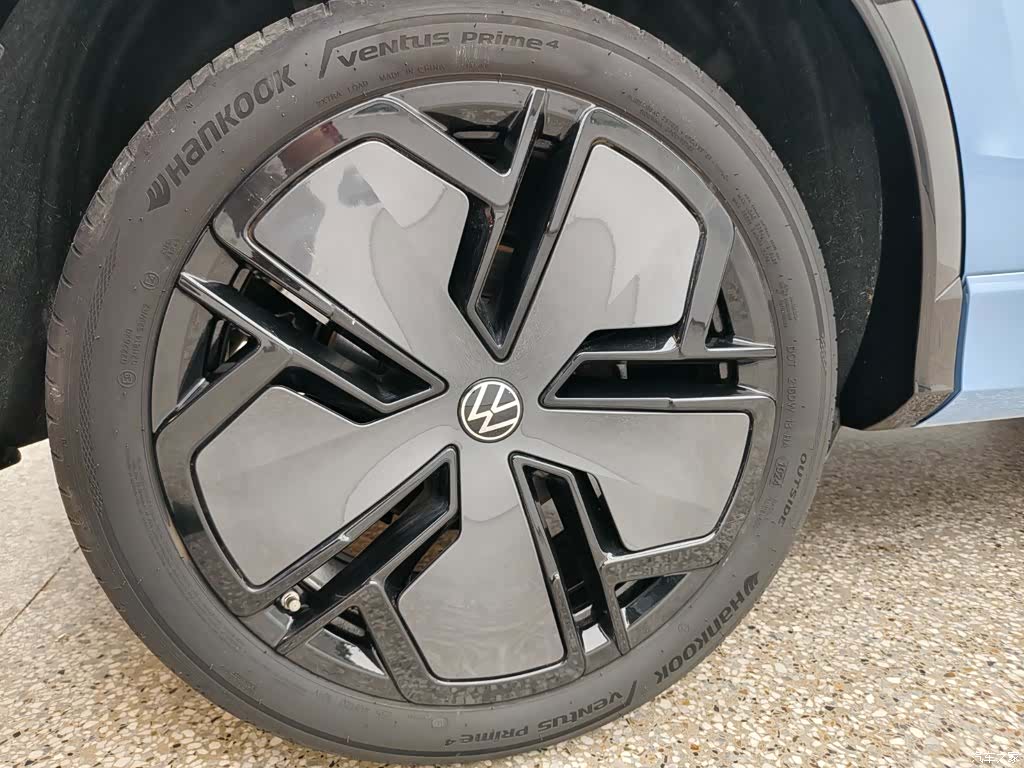 Volkswagen Tiguan L, 2024 12