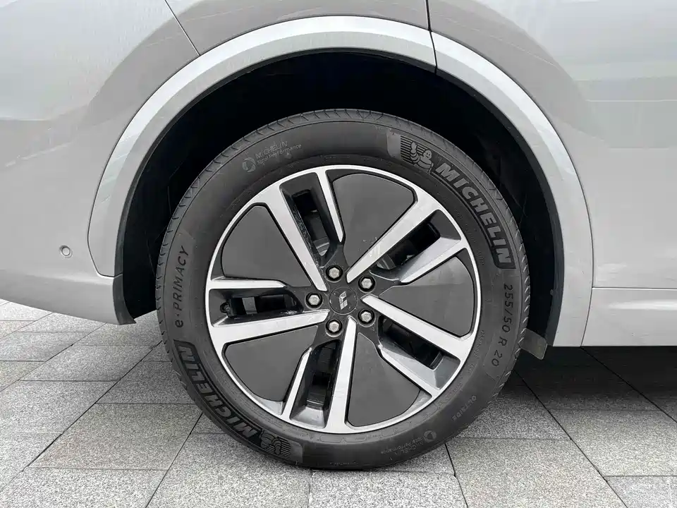 Li Auto Ideal L7