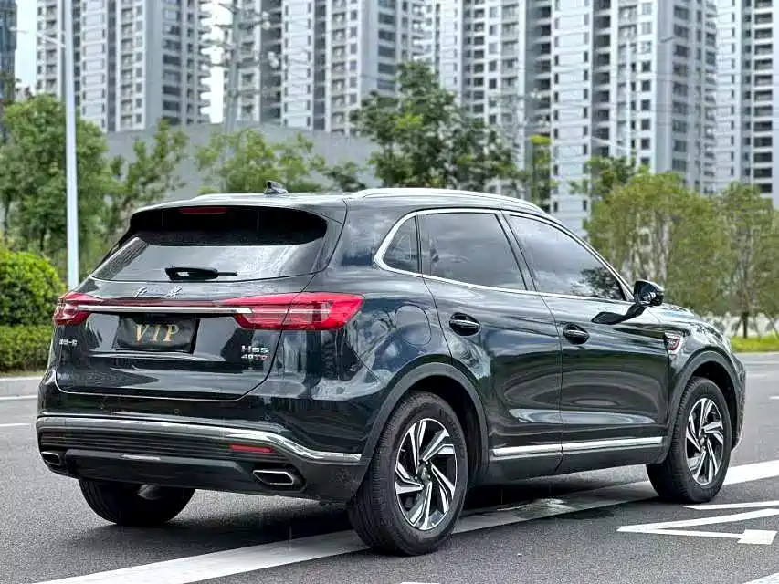 Hongqi HS5