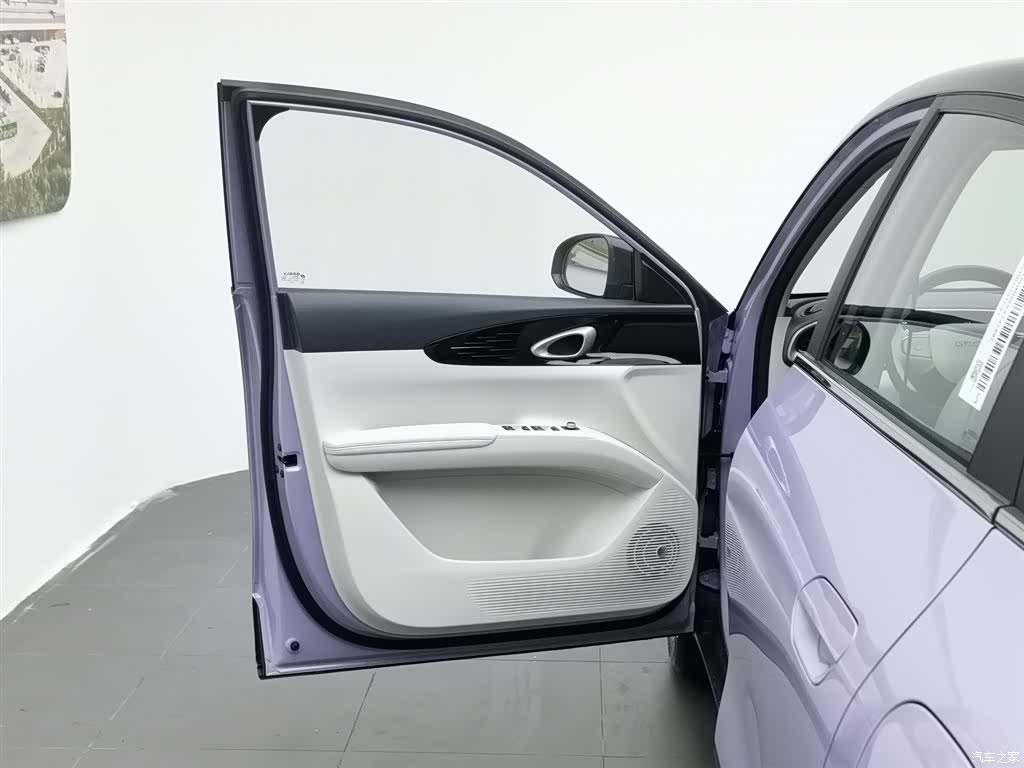 Geely Xingyuan, 2025 8