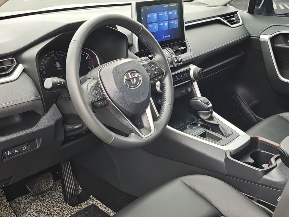 Toyota RAV4 Rongfang