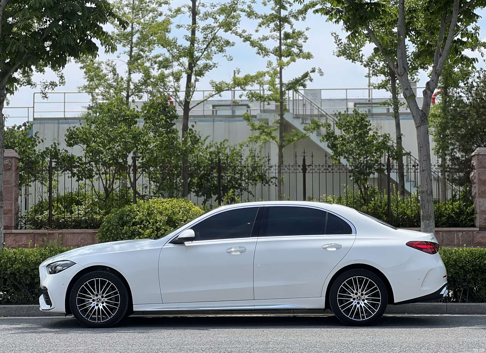 Mercedes-Benz C-Class, 2026 7