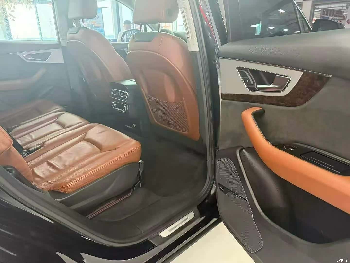 Audi Q7, 2019 6