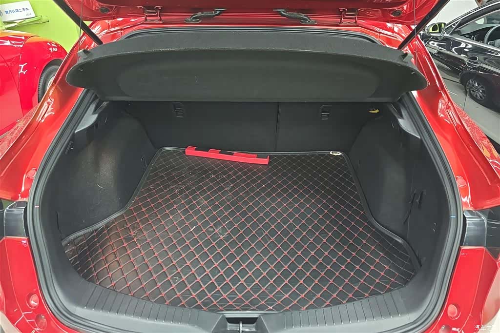 Mazda CX-4, 2019 4