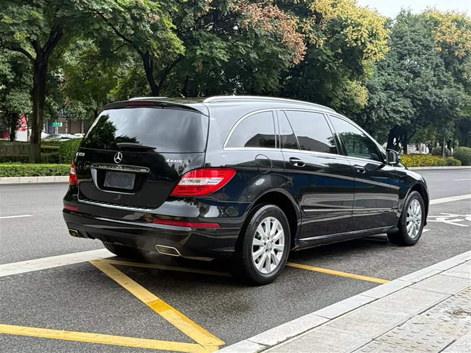 Mercedes-Benz R-class