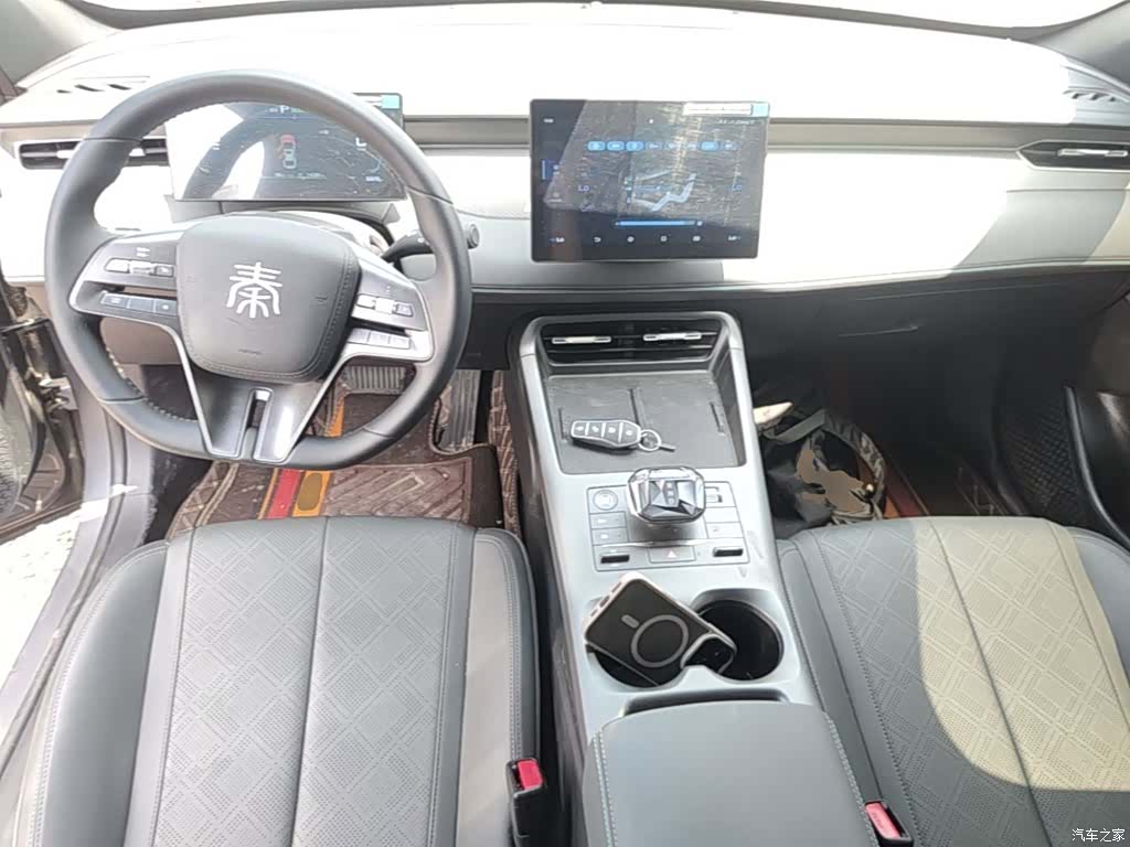 BYD Qin, 2025 10
