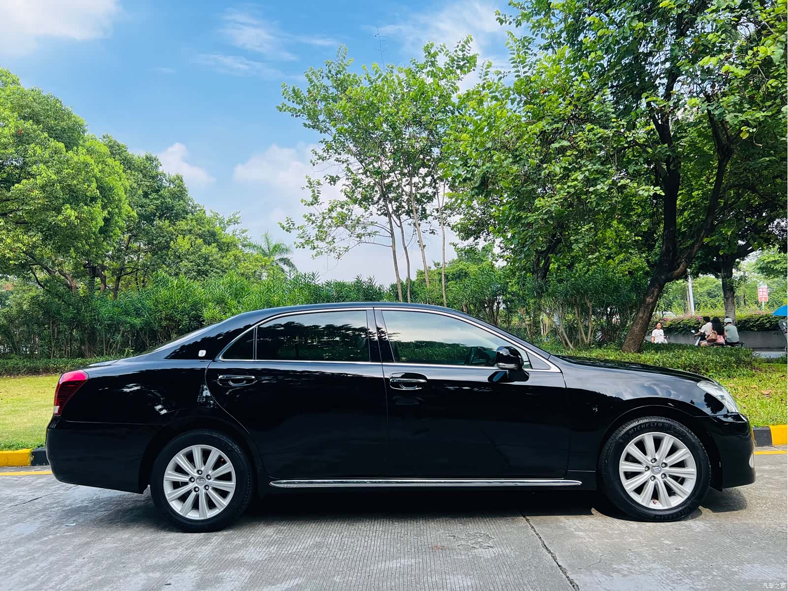 Toyota Crown, 2011 7