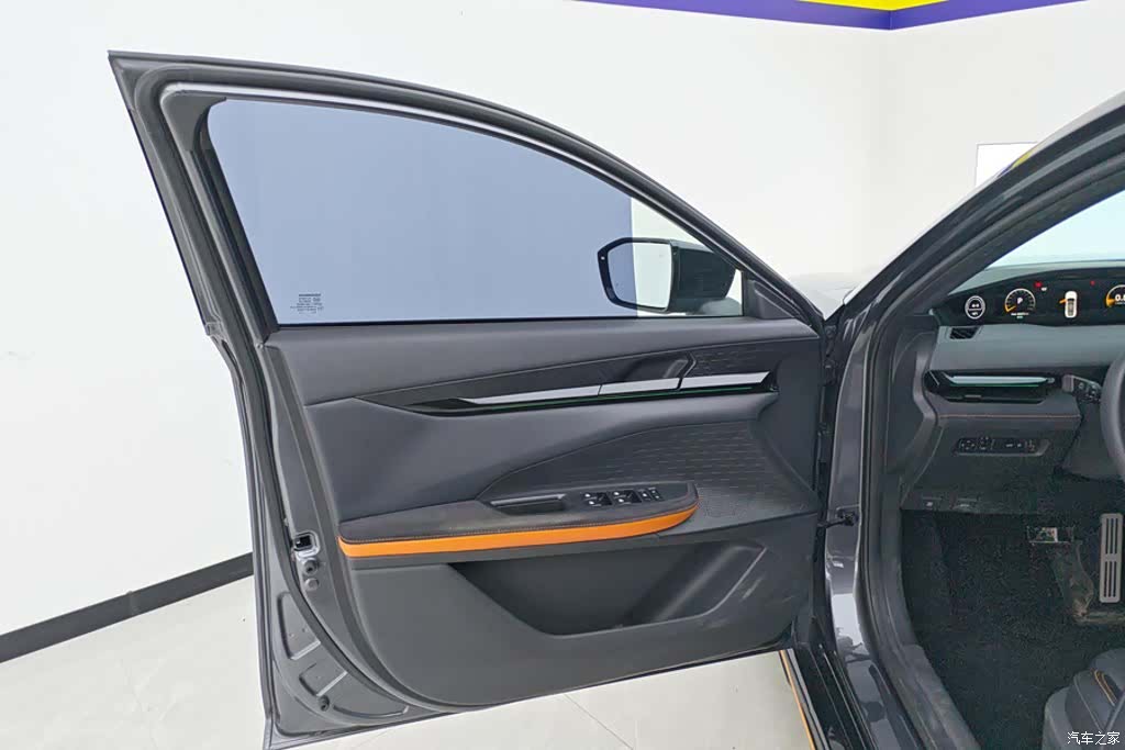 Changan UNI-V, 2023 7