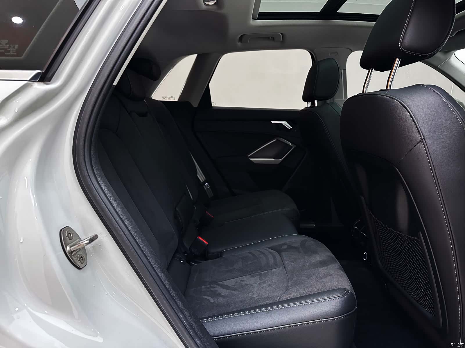 Audi Q3, 2022 16