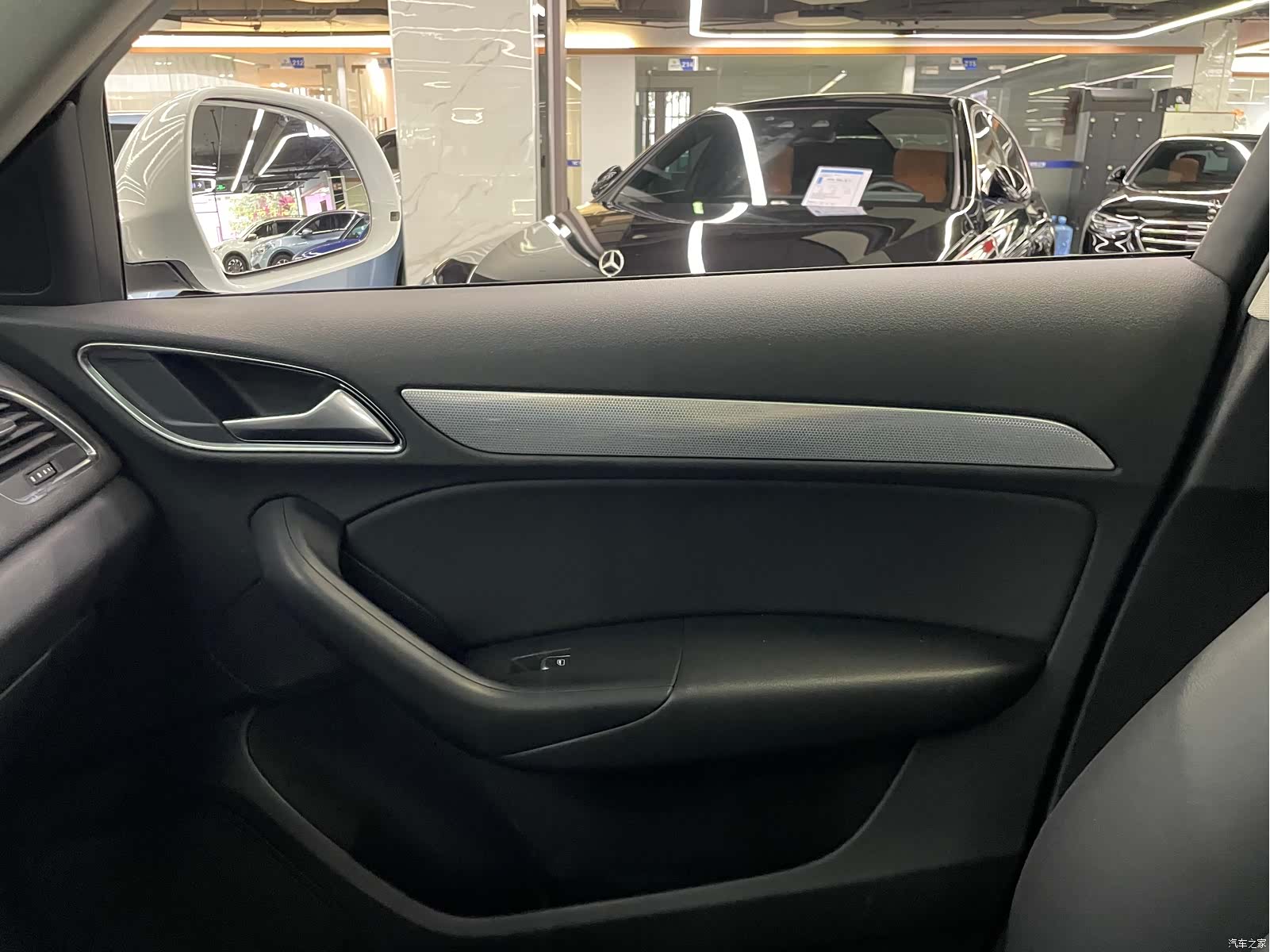 Audi Q3, 2014 32