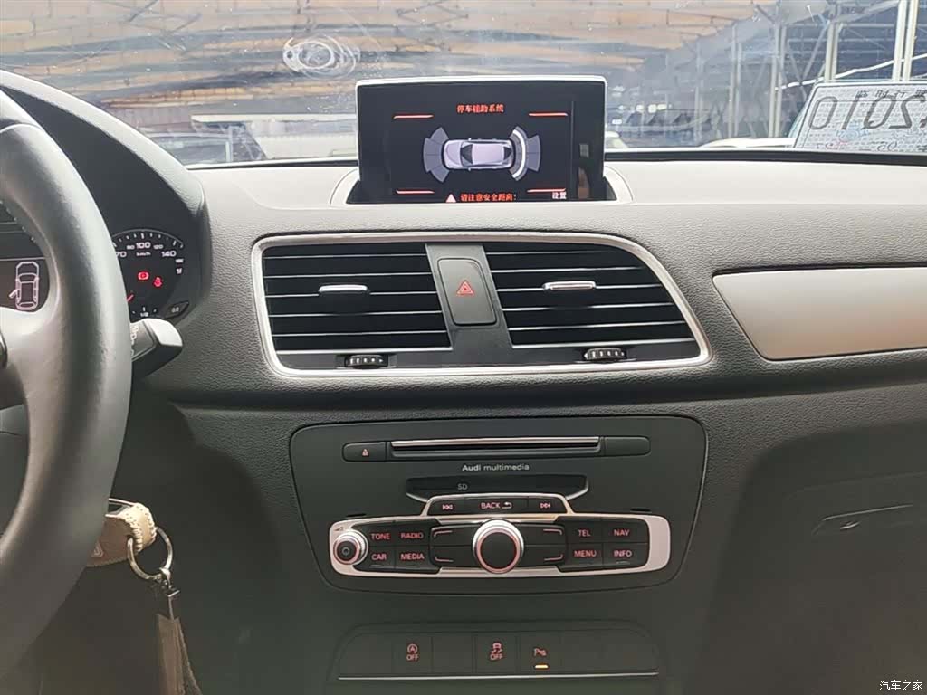 Audi Q3, 2018 13