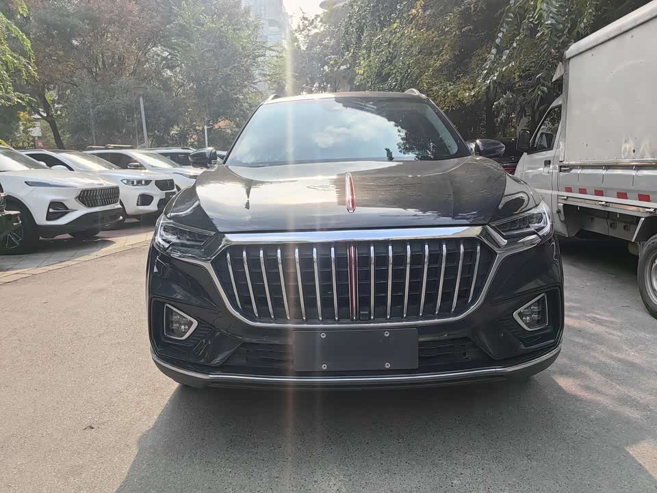 Hongqi HS5