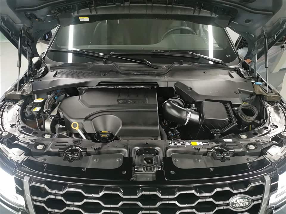 Land Rover Range Rover Aurora